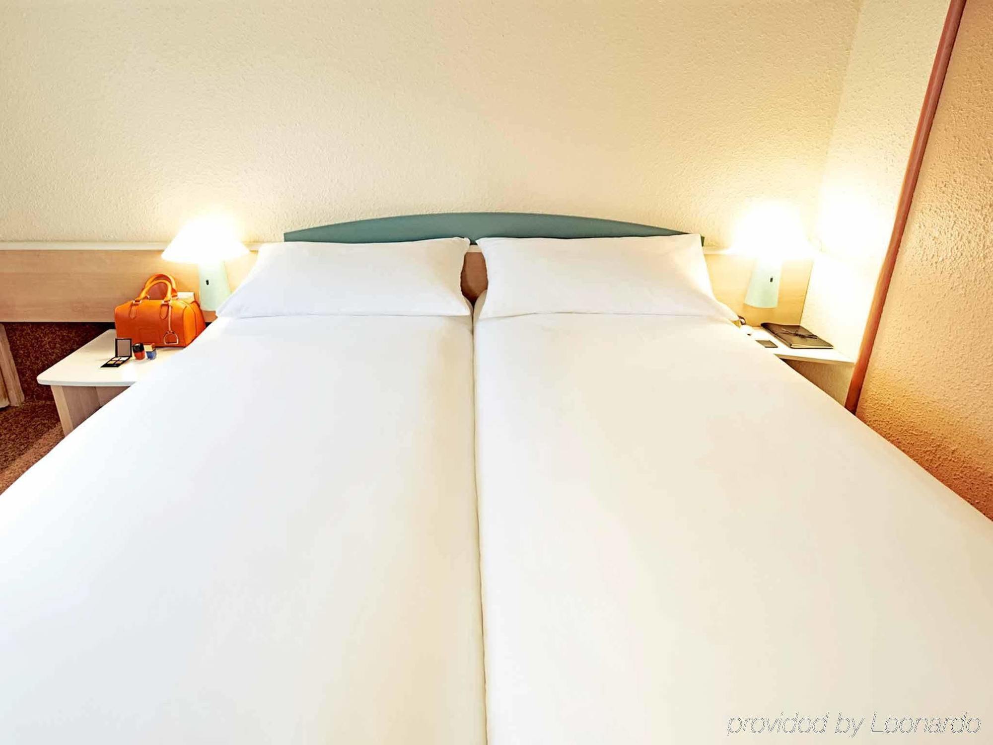 Ibis Poitiers Beaulieu Hotel Ngoại thất bức ảnh